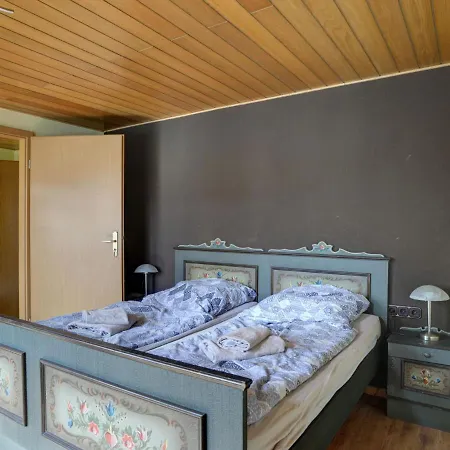 Apartment An Der Dorfkirche By Interhome Hohe